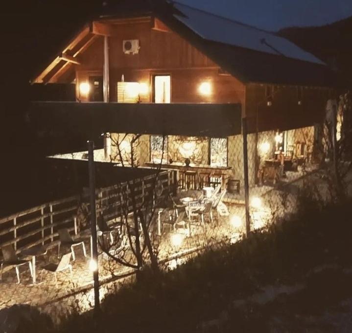 House Jaro & Camp Jaro Landhaus Velenje